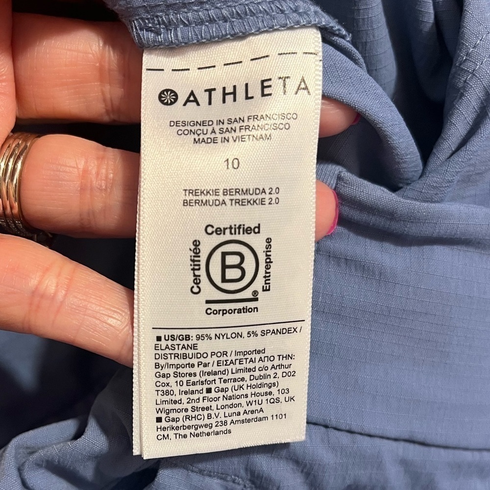 Athleta Light Blue Shorts Sz 10 EUC - Picture 3 of 5